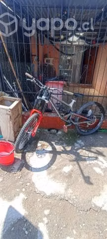 Commencal furious 2019 m