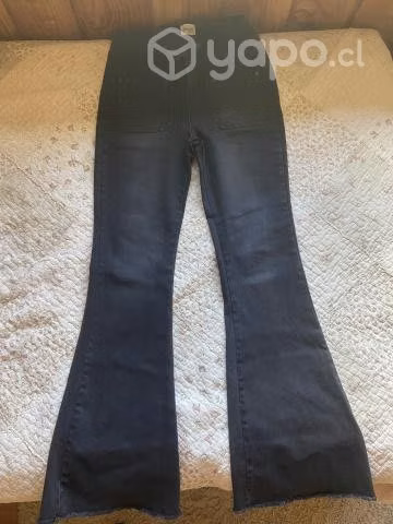 Pantalón marca Umbrale