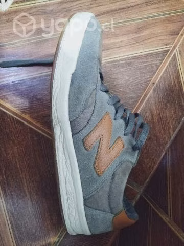Zapatilla NEW Balance 43