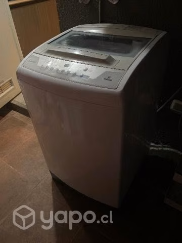 Lavadora Midea 14kg y secadora Midea 8kg