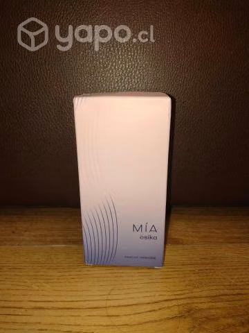 Perfumes, gel para niños y limpiadora faci