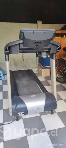 Caminadora/Trotadora profesional BH 12