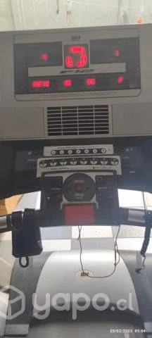 Caminadora/Trotadora profesional BH 12