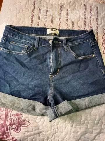 Short de mezclilla talla 36