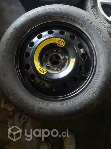Llanta con neumatico repuesto para camioneta - Imagen 4