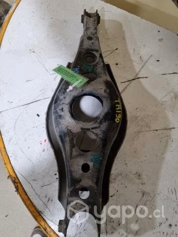 Bandeja inferior trasera derecha (TR190) Toyota RA