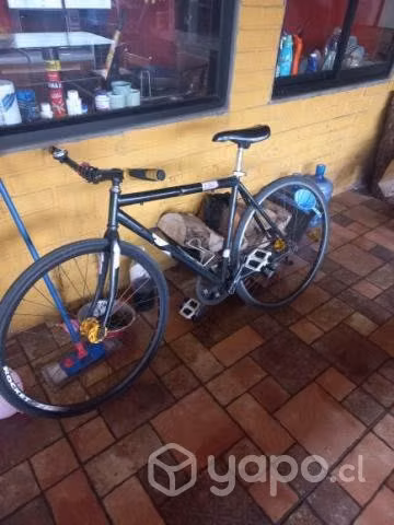 Bicicleta fixie piñón fijo - Imagen 2
