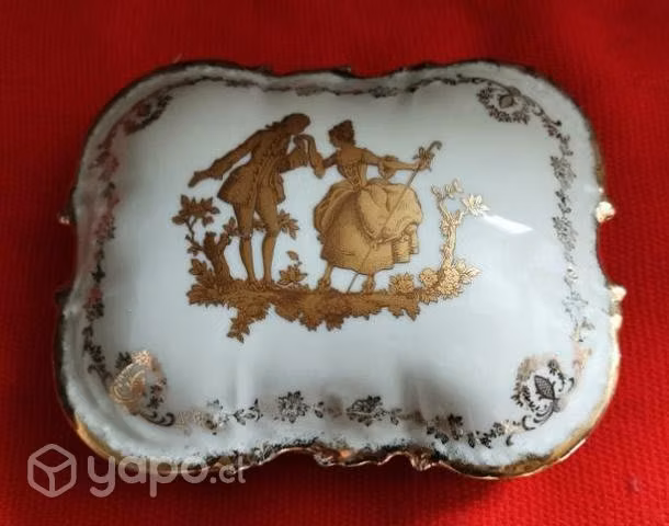 Porcelana Limoges joyero grande 18 x 14cm