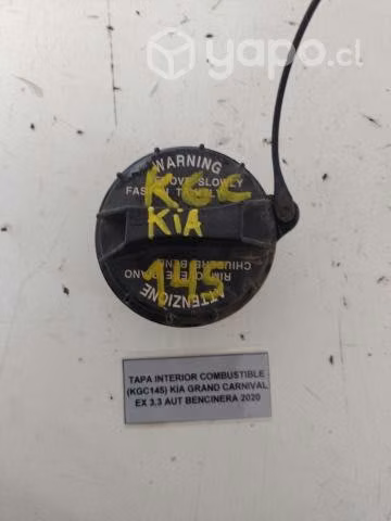 Tapa Interior Combustible (KGC145) Kia Grand Carni