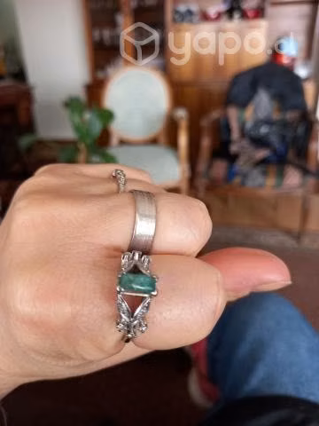 Anillo de esmeralda