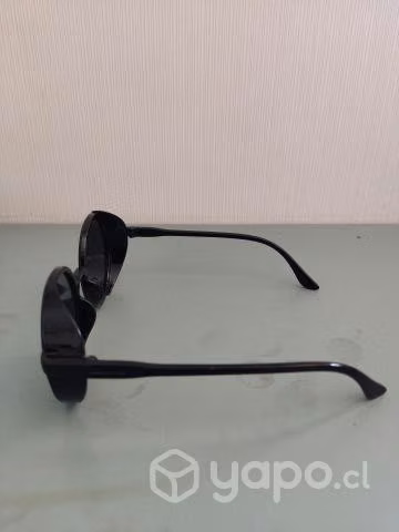 Lentes de Sol Negros Redondos - Imagen 3