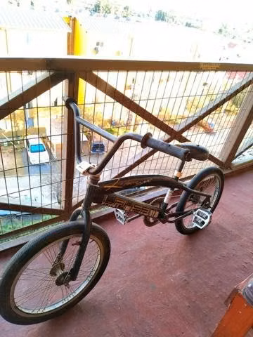 Bicicleta BMX LAHSEN
