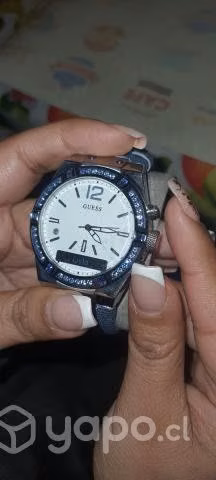Reloj Guess Connect