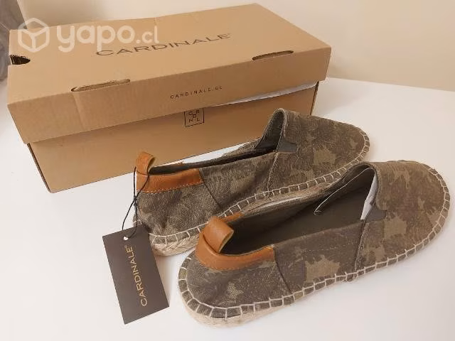 Zapatos marca Cardinale talla 41