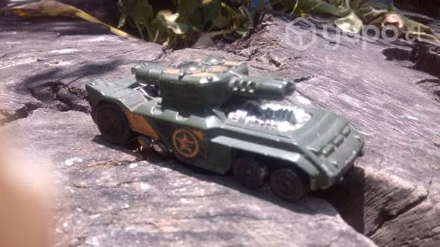 Tanque Camuflaje de Hotwheel
