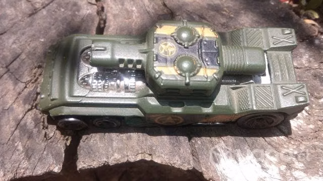 Tanque Camuflaje de Hotwheel - Imagen 5