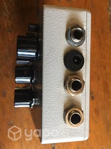 INFANEM Second Voice. PLL/fuzz/harmonizer