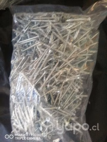 Tornillos madera 1.1/4 - 1. Y puntillas de 2