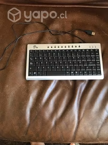 Teclado Usado