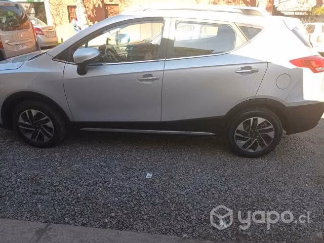 Jac js3 2022 automatico