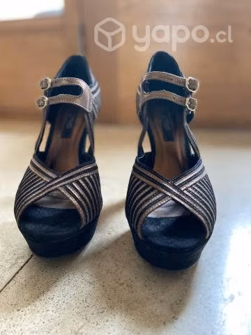 Sandalias de fiesta, marca Marquis. Talla 37. - Imagen 3
