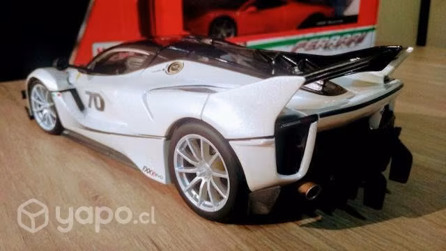 Auto escala 1:18 - Imagen 6