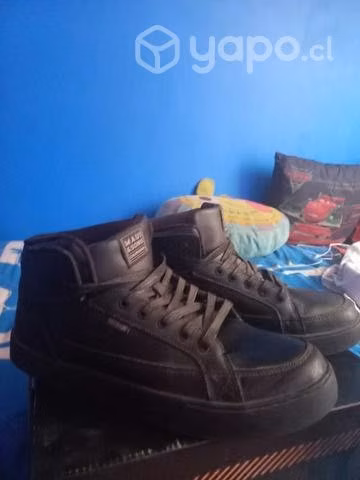 Zapatos de colegio
