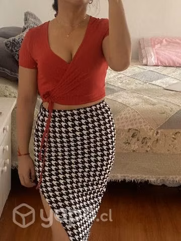 Crop rojo talla M