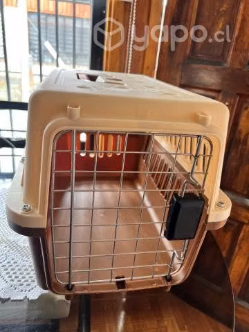 Jaula canil para mascota en perfecto estado