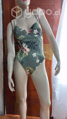 Trajes de baño playa y deportivos
