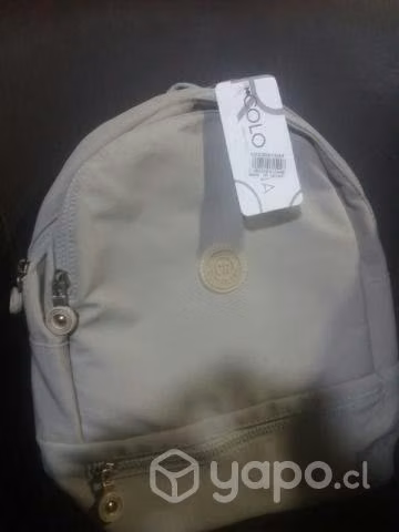 Mochilas carteras bananos