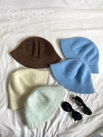 Gorros (bucket hats) peludos