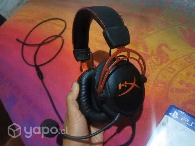 Ps4 fat "destiny" + fifa 23 + audífonos hyper x