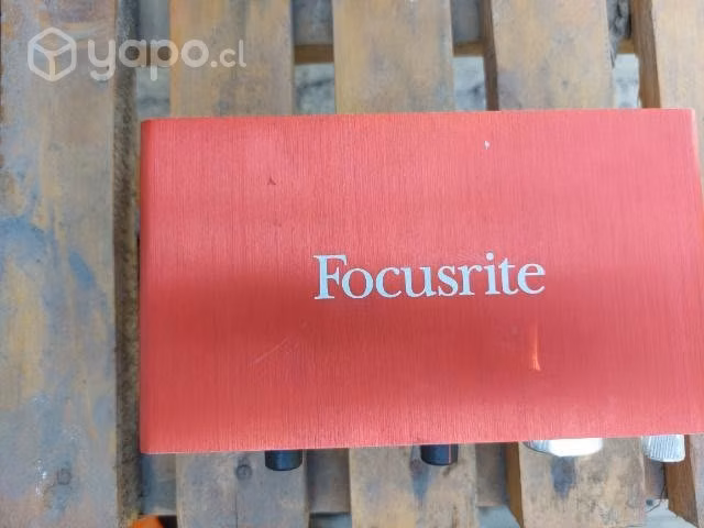 Focusrite Scarlett 2i2