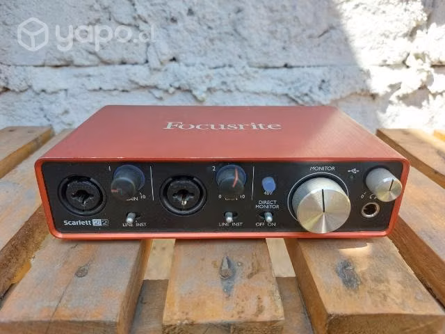 Focusrite Scarlett 2i2