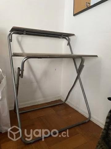 Escritorio plegable de fierro