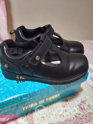 Zapatos Escolar Niñita Bubble Gummers.