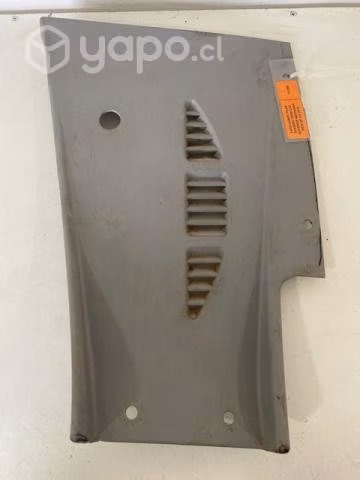 Tapiz cubre pilar trasero derecho sup Pick up 2016