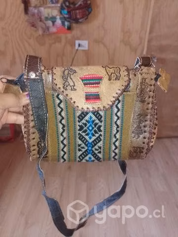 Cartera artesanal