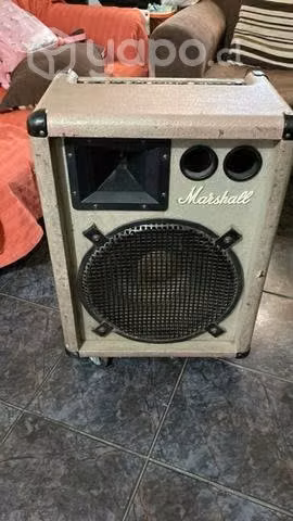 Equipo de teclado Marshall 150W. Un clásico
