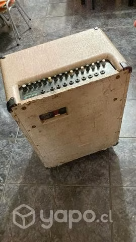 Equipo de teclado Marshall 150W. Un clásico