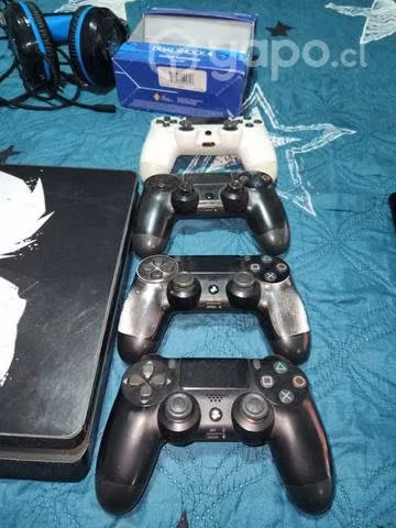 Ps4 1TB con accesorios y juegos digitales y fisico