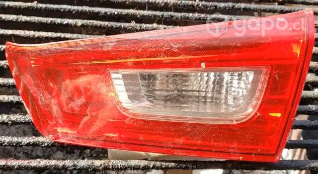Foco portalon derecho ASX 2012 2020 detalle minimo