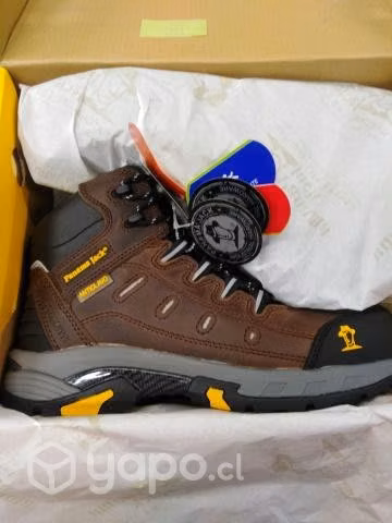 Zapatos de seguridad N°39 marca PanamáJack nuevos