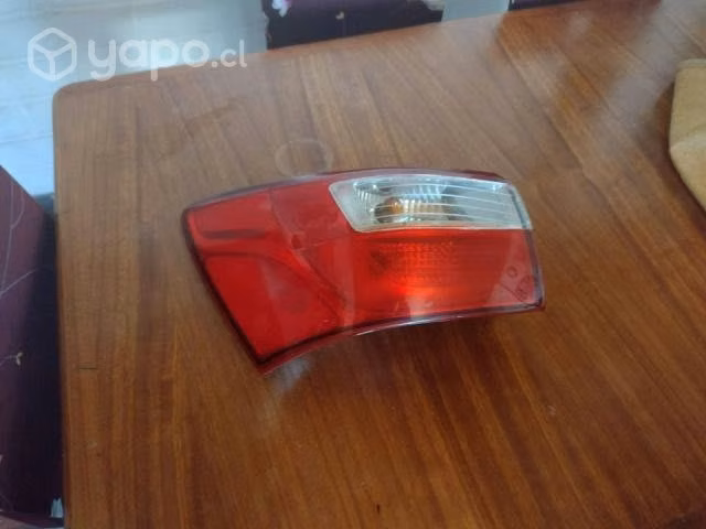 Farol trasero lh kia rio 4 2017