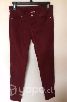 Pantalones HyM Talla 34 (TS) (cotele burdeo)
