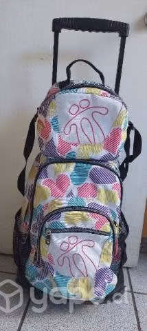 mochila y lonchera Totto
