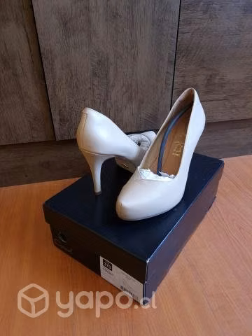 Zapatos Dama Gacel talla 37 nuevos