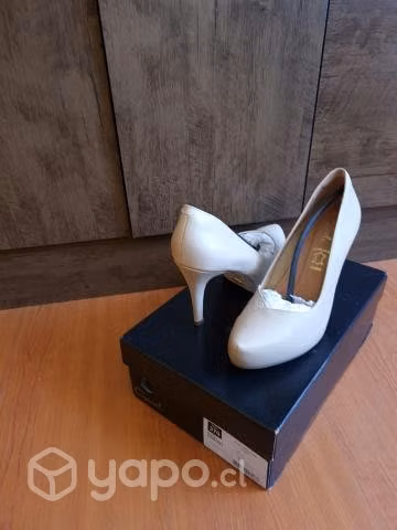 Zapatos Dama Gacel talla 37 nuevos