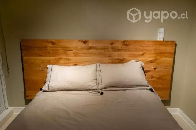Respaldo Madera Lenga maciza + 2 veladores misma m
